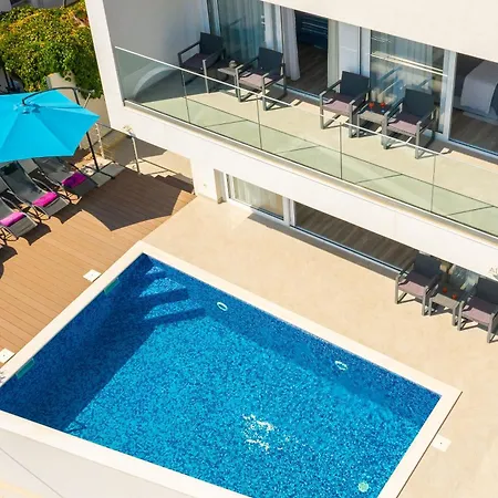 House Z&z Hotel